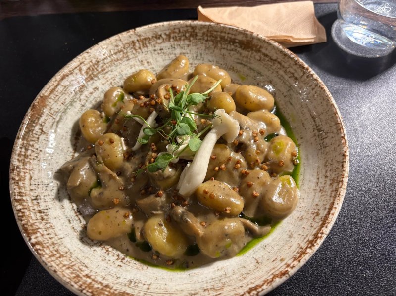 Gnocchi szarvasgombával, parmezánnal és petrezselyemmel