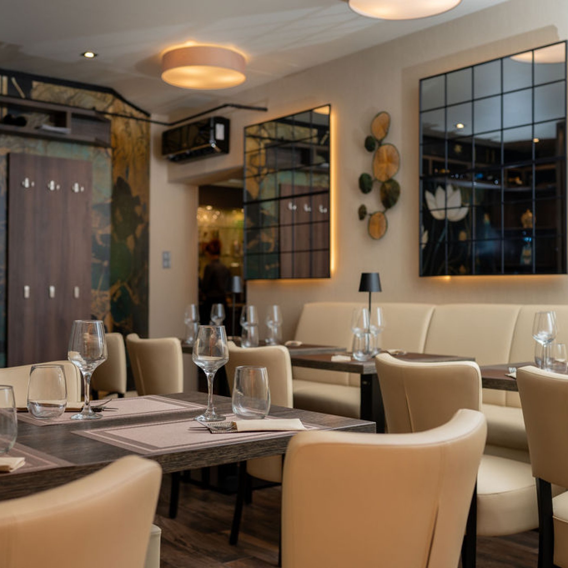 Céges karácsonyi partik, évvégi vacsorák a Liget Royal Étterem különtermében